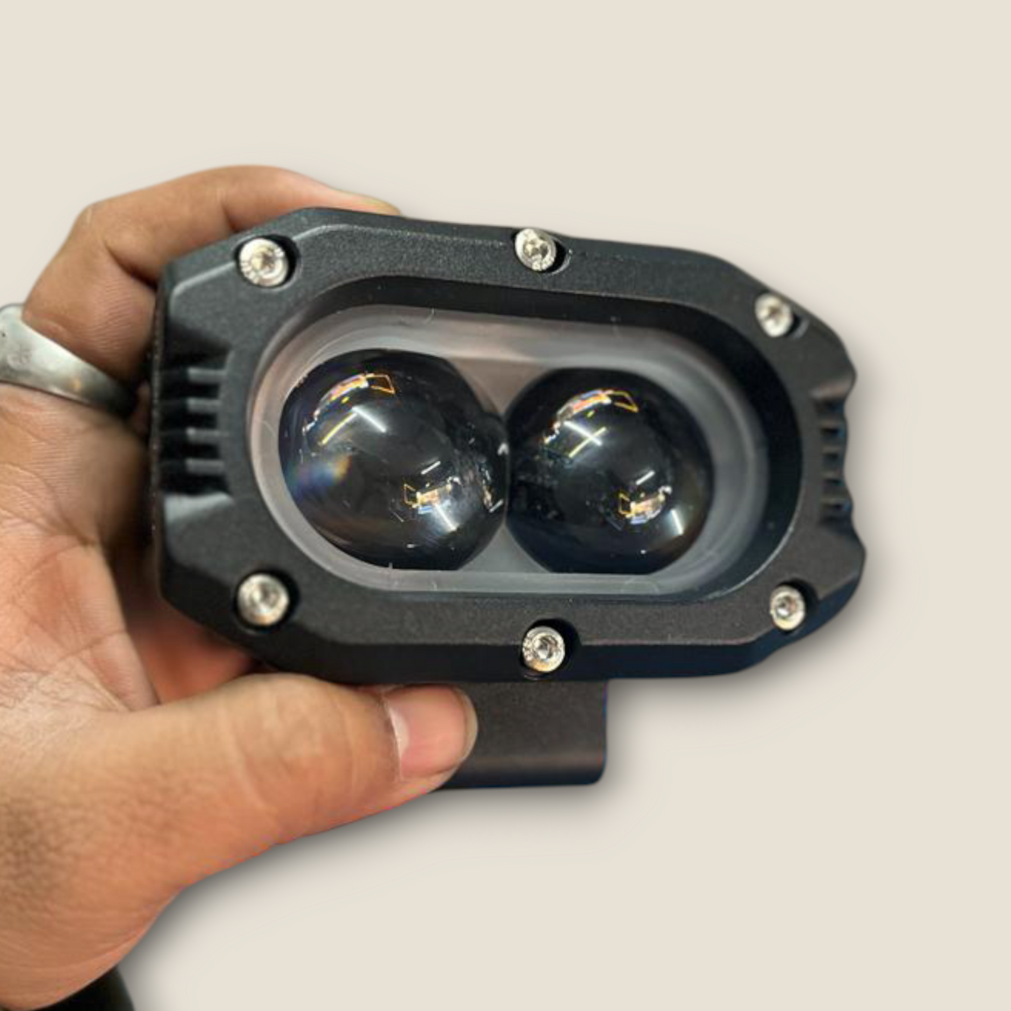 ORIGINAL 60 Watt With Dual Colour and lens Fog Lights ( WHITE/YELLOW) (set of 2)